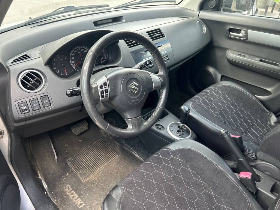 Продам авто Suzuki Swift 1,4 бензин 2008 рік