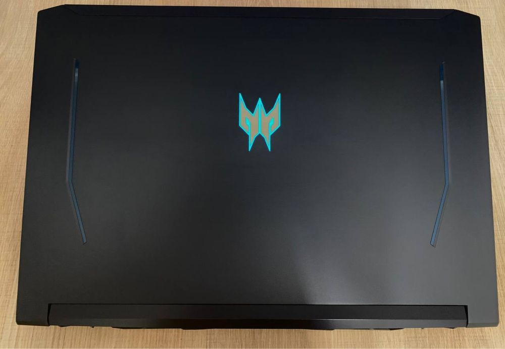 Игровой Ноутбук Acer Predator.