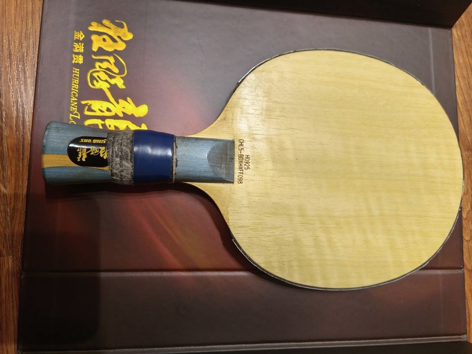 Основа: Dhs Hurricane Long 5 Golden Slim