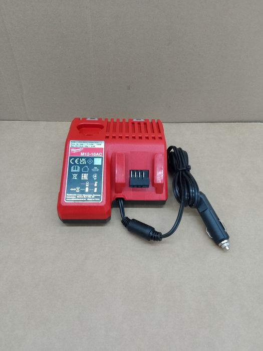 Milwaukee M12-18AC Ładowarka Akumulatorów Baterii Orginał 12/24V