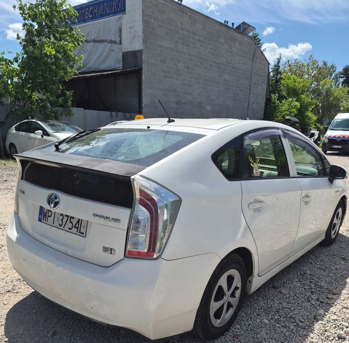 Prius 3 +LPG. hybryda.