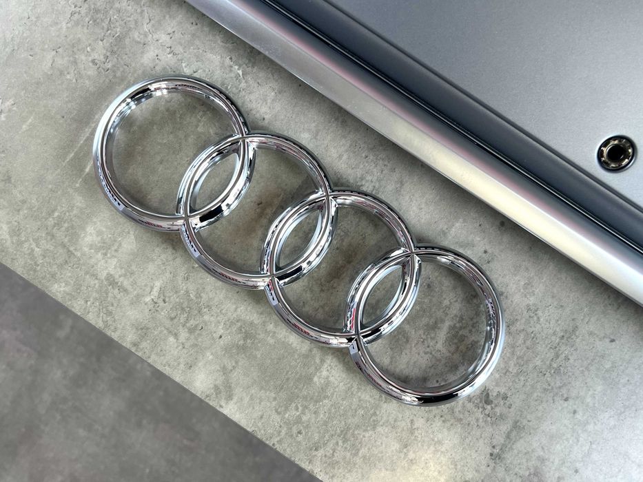 Решітка радіатора - AUDI Q5 ( FY ) 80A853651AMX3