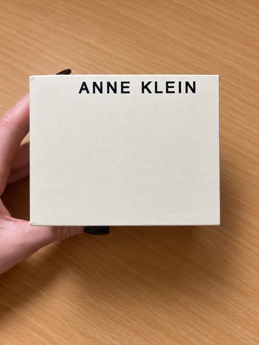 Жіночий годинник Anne Klein