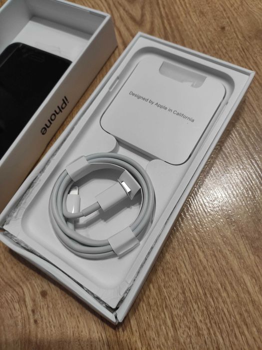 Apple iPhone SE (3 gen) 2022 64GB A2783 Midnight Olkusz • OLX.pl