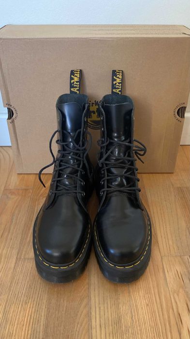 Dr. Martens Jadon