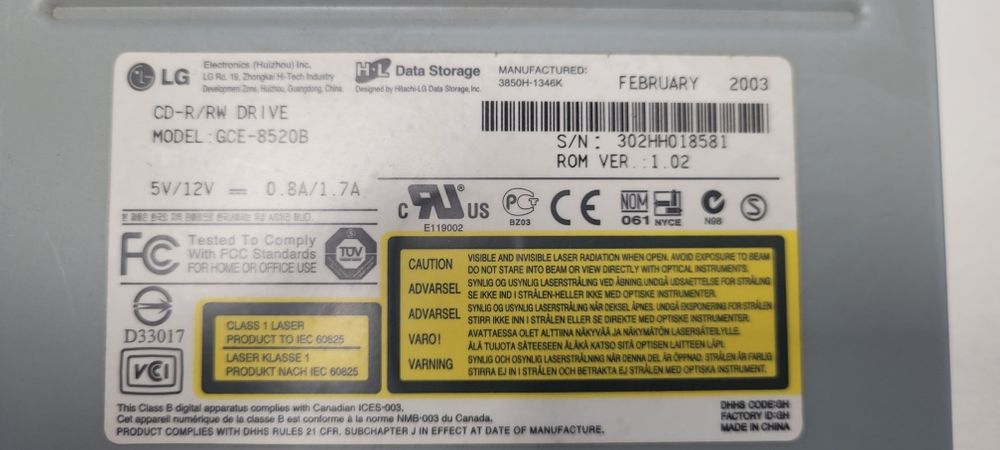 LG napęd nagrywarka DVD-RW + nagrywarka CD-RW + 2x napęd 1,44" + ka