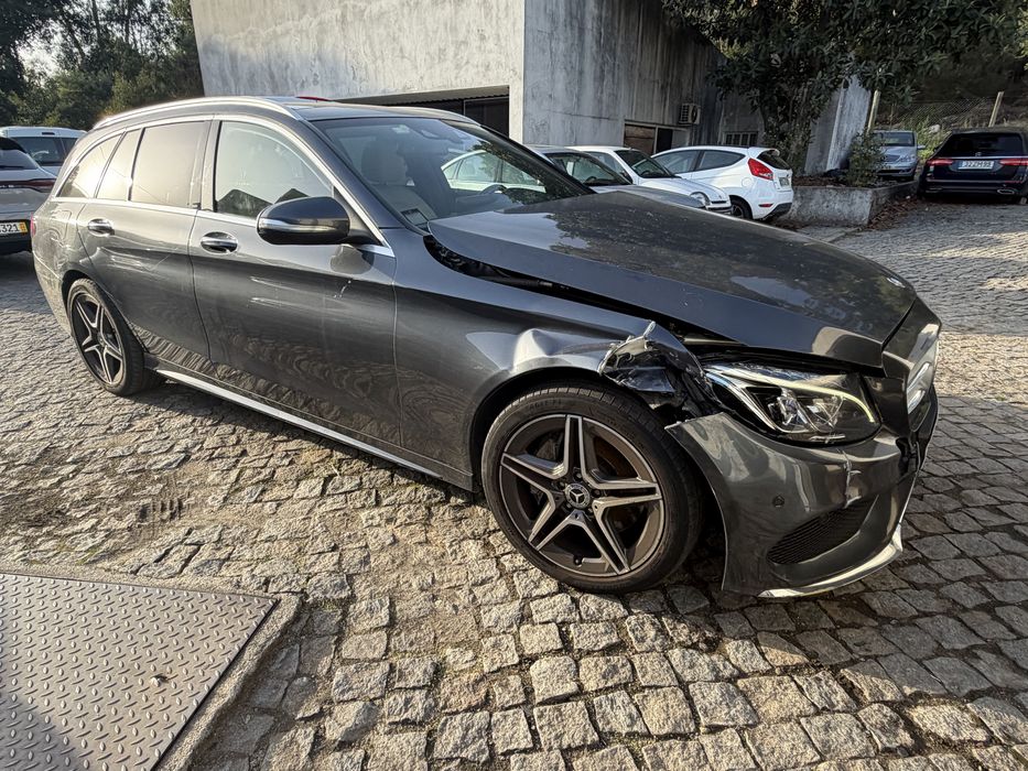 Mercedes c300h AMG  / diesel / nacional / full extras