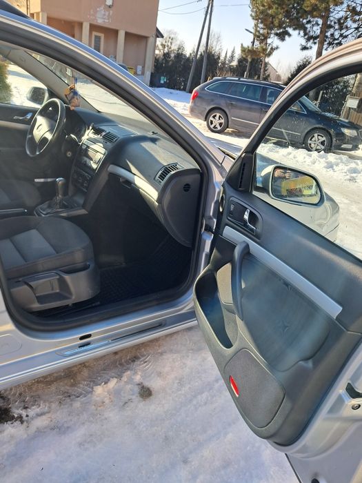 Skoda oktawia  1,8 lpg