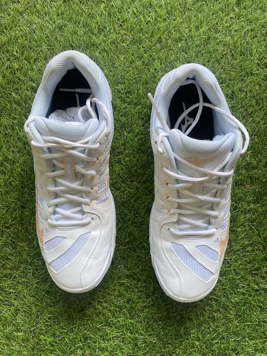 Кросівки mizuno