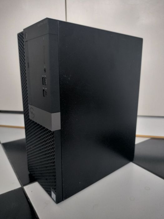 Dell Optiplex 5070, I7-9700, 4Gb Radeon Pro WX 3200