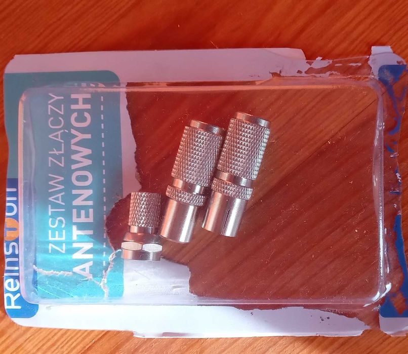 Zestaw złączy antenowych