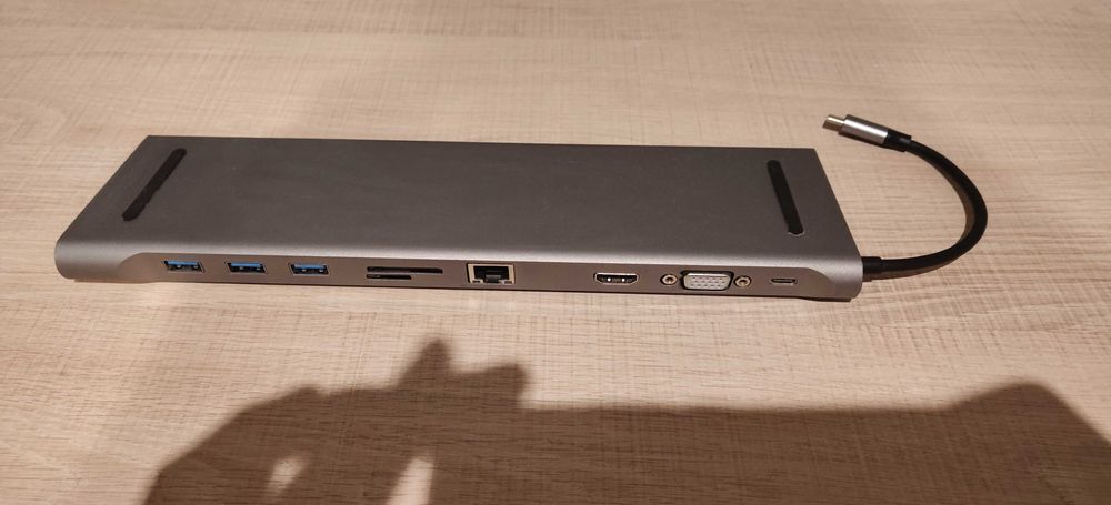 Stacja Dokująca USB-C -> 10w1 (usb, vga, hdmi, lan, SD, audio)
