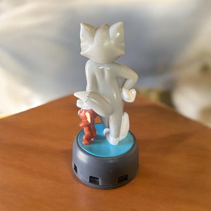 Ambientado Carro Vintage Tom & Jerry 1995 Turner Ent.