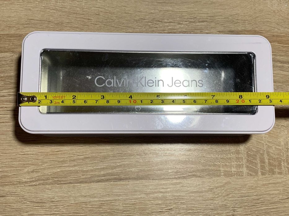 Коробка упаковка Hugo Boss Osma Salvatore Ferragamo Calvin Klein Prada