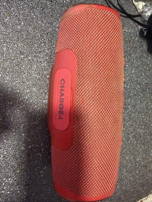 Coluna JBL charge 4