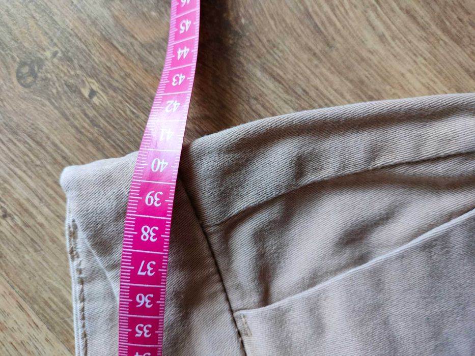 Mięciutkie spodnie damskie chinosy M Lager 157