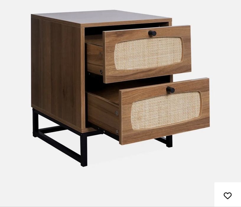 Mobilia de quarto 2 mesas de cabeceira + 1 comoda