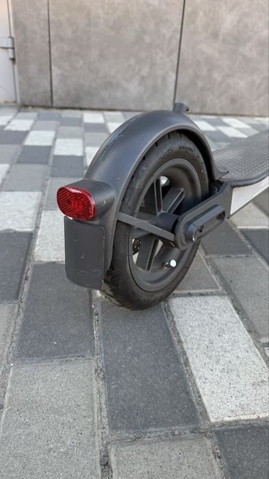 Электроскмокат Xiaomi electric scooter essntial