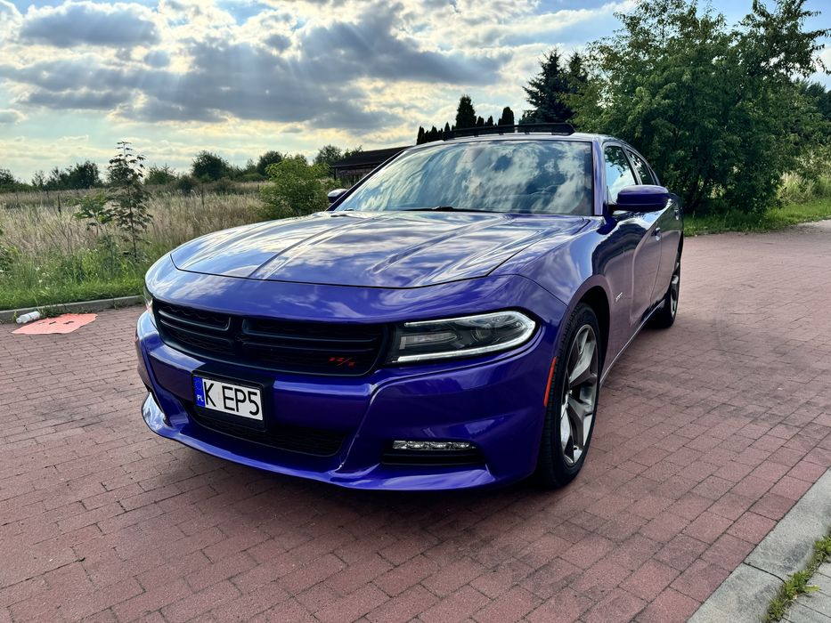 Dodge Charger 2016 – 5.7 HEMI | Plum Crazy