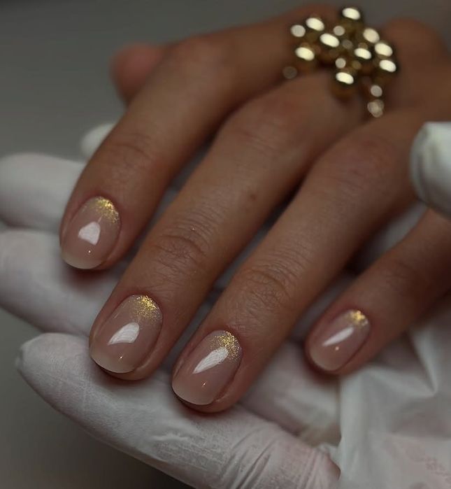 Manicure żelowy dopełnienie przedłużenie paznokcie modele
