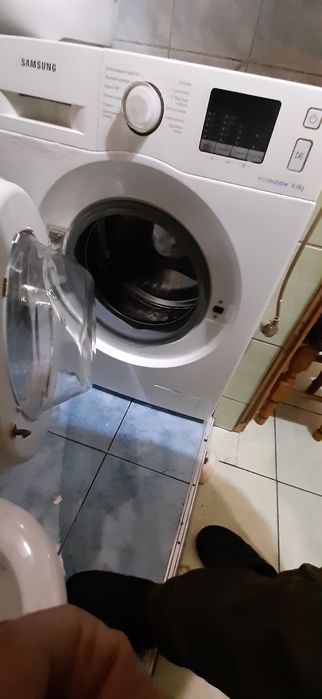 Продається Пральна машина   САМСУНГ 6кг