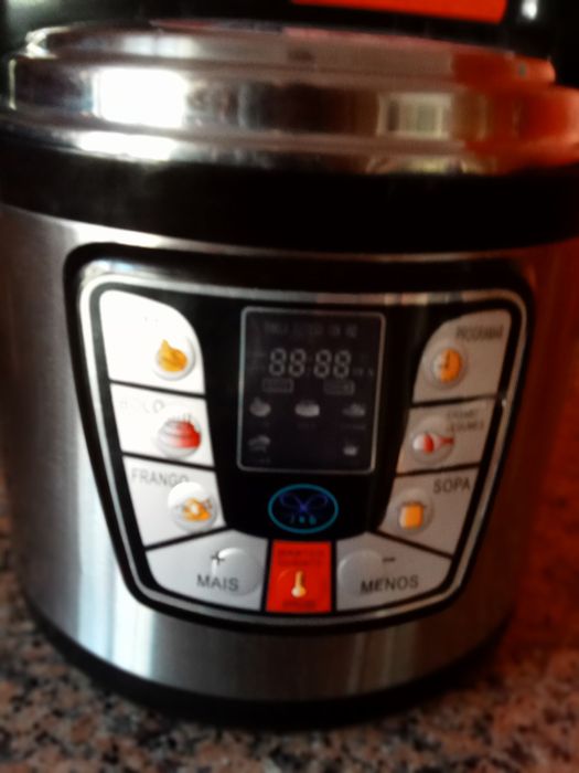 Robô de cozinha novo