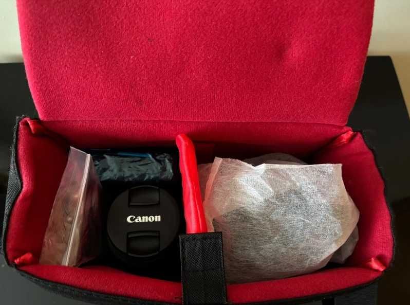 Canon EOS 2000d + Extras