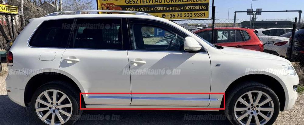 Нижні молдінги (какладки) на передні двері Toureg R-Line 2007-2009р