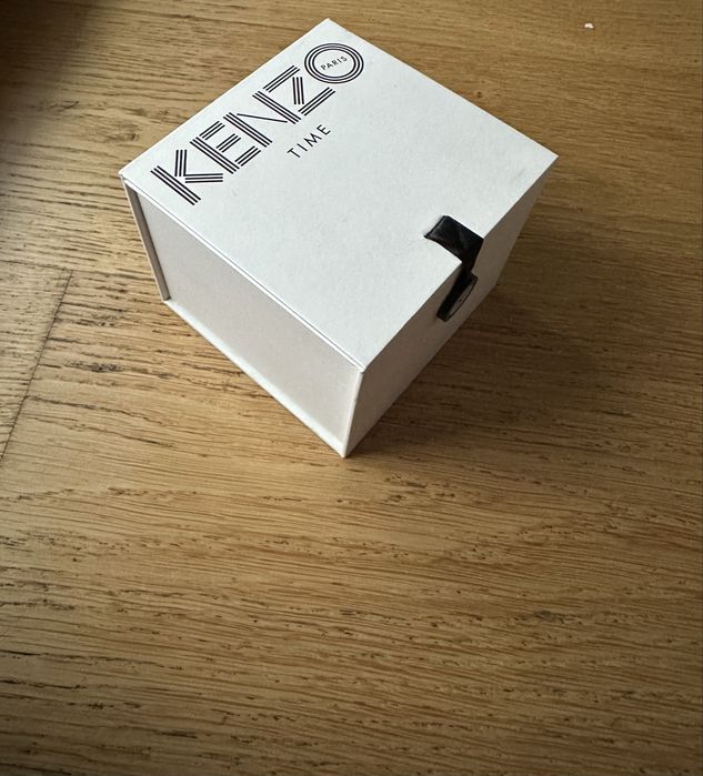 Pudełko na zegarek Kenzo białe oryginał
