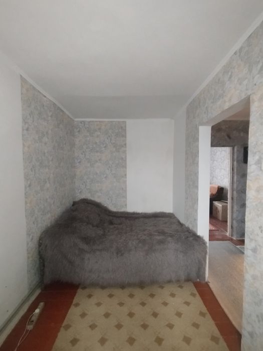 Продається 2х кімнатна квартира по вул ГМП