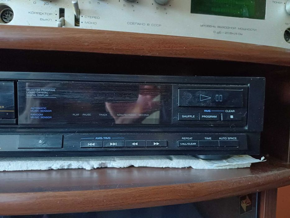 Музична апаратура Wharfedale Diamond 9.CS, Sony CDP-110
