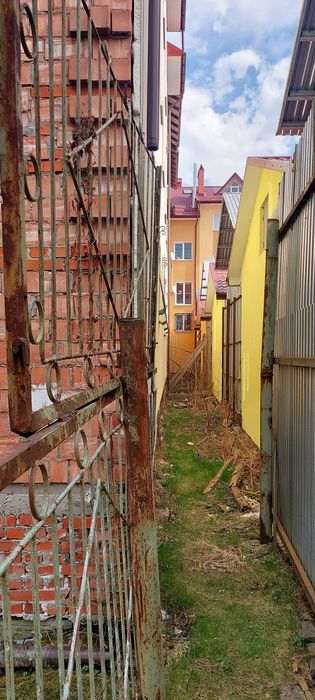 Продаж комерційного будівлі