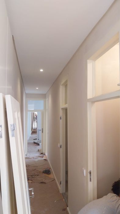 Pinturas interior e exterior, casas de banho , cozinhas remodelaçao