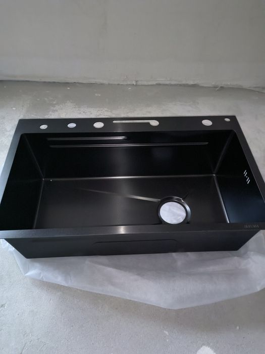 Кухонная мойка 75х45 новая