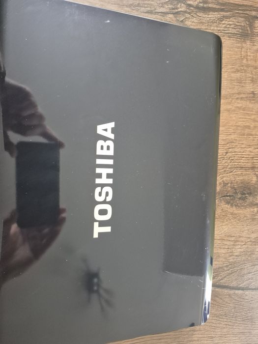 Laptop toshiba satellite a200 sprawny