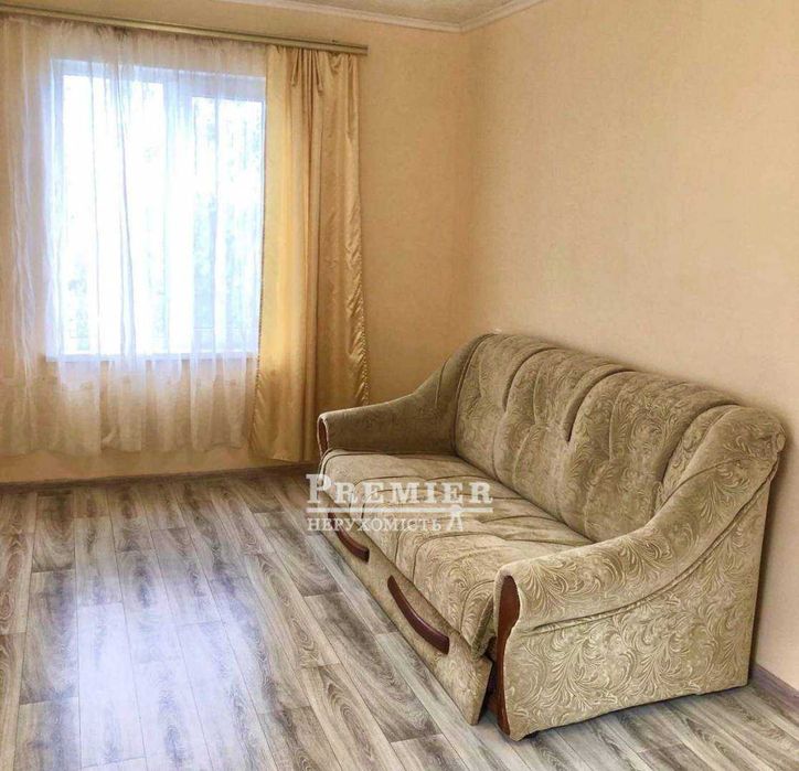 Продам будинок 7 соток землі