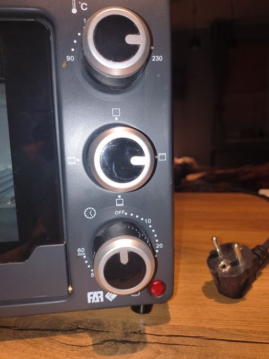 Mini piekarnik piecyk elektryczny NOWY