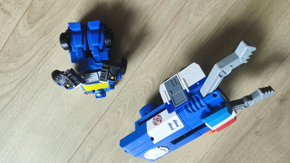 Transformers Rescue Bots - Chase