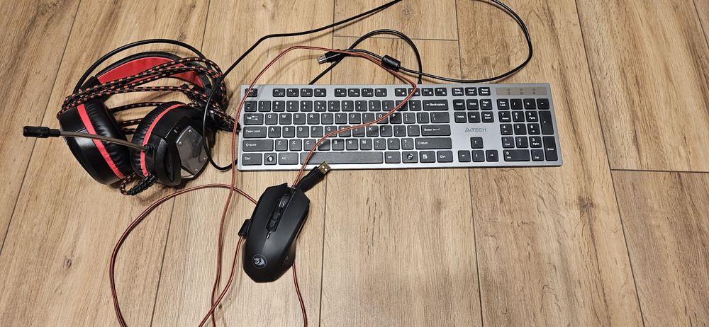 Sprzedam zestaw komputerowy do gier.