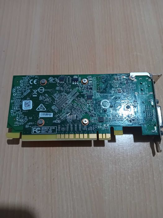 Radeon R5 430 2GB gddr5 pci-e 3.0 8x, low profile (perfil baixo).