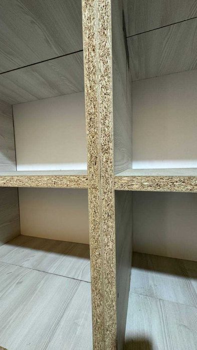 Стелажі на товар товсті дсп як нові  (2.10х1.75х0.35м)