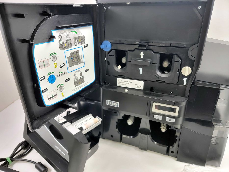 FARGO DTC4500 принтер пластикових карт 2-сторон/ламінатор/малий пробіг