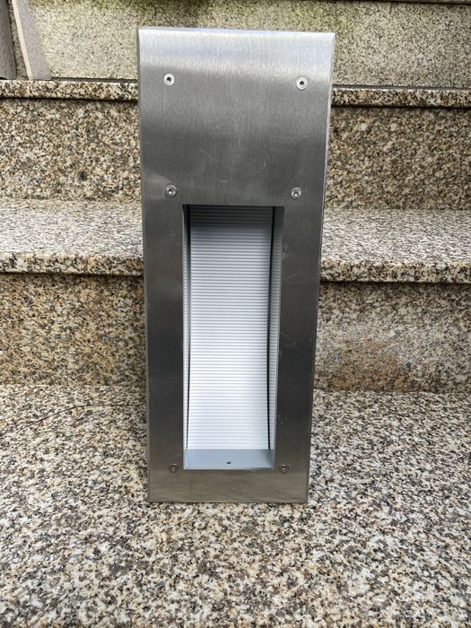 Foco inox enbutir muro (Climar)