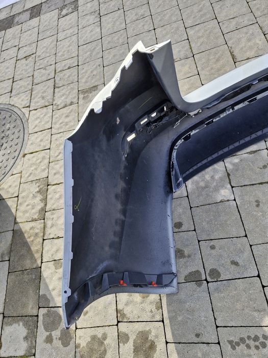 Бампер задній Opel Astra J 2012-2015 універсал