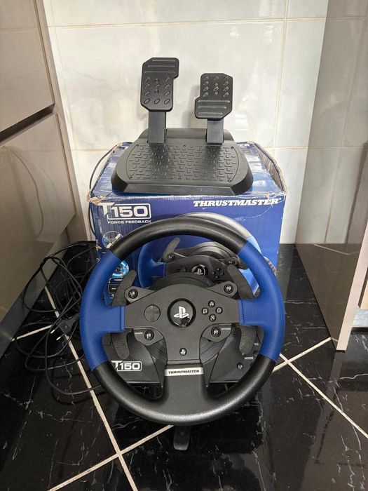 Volante Thrustmaster T150 Force Feedback (PS/ PC)