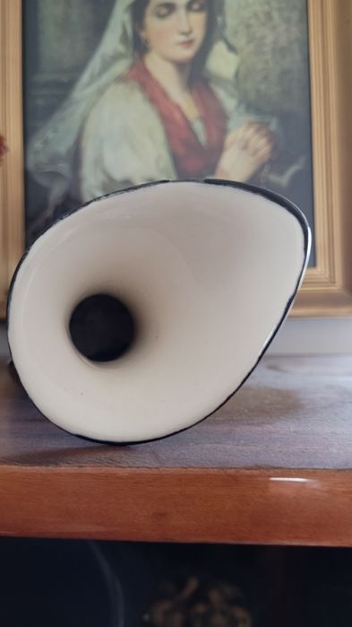 Ceramiczny stary wazon dzbanek