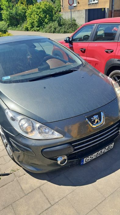 Samochód Peugeot