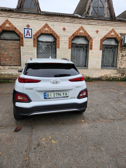 hyundai kona 64kw