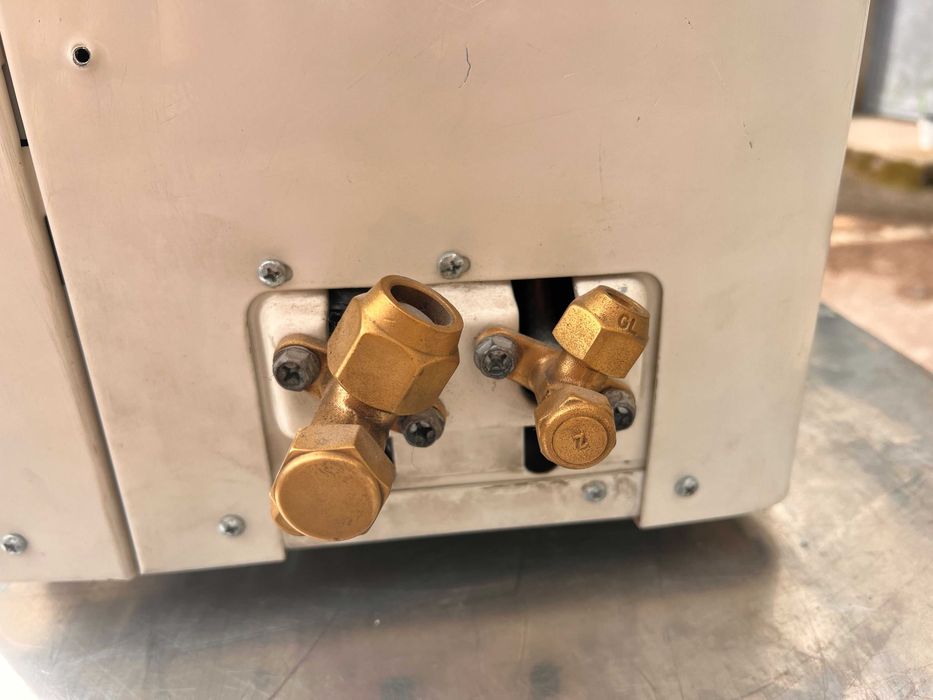 Б\У КОНДИЦІОНЕР Midea (30000 BTU) до 85 м2