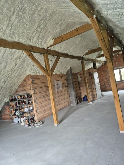 Ocieplenie pianą pur poddasza stropy dachy ocieplanie pianką izolacje